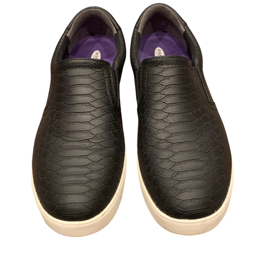 11M Dr Scholl’s Black slip-on Memory Foam comfort with Fashion white soles!